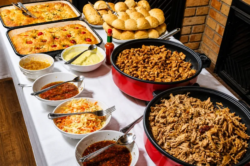 Mesa de carnes desmechadas